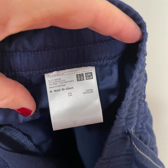 Uniqlo Pull On Chino Shorts Elastic Waist Pockets Navy M 30-33 in - Picture 3 of 8